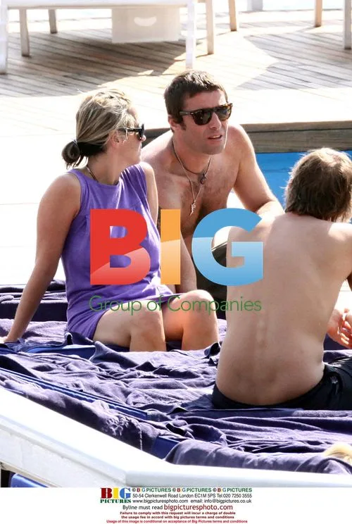 Liam Gallagher and Nicole Appleton boat ride in Italy