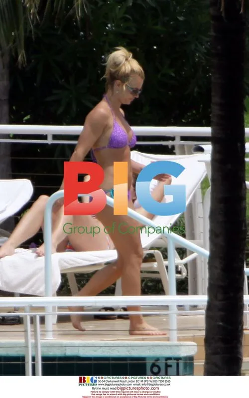 Britney Spears enjoys day by the pool with family