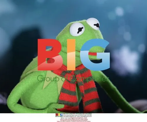 Muppets kick off holiday mailing season