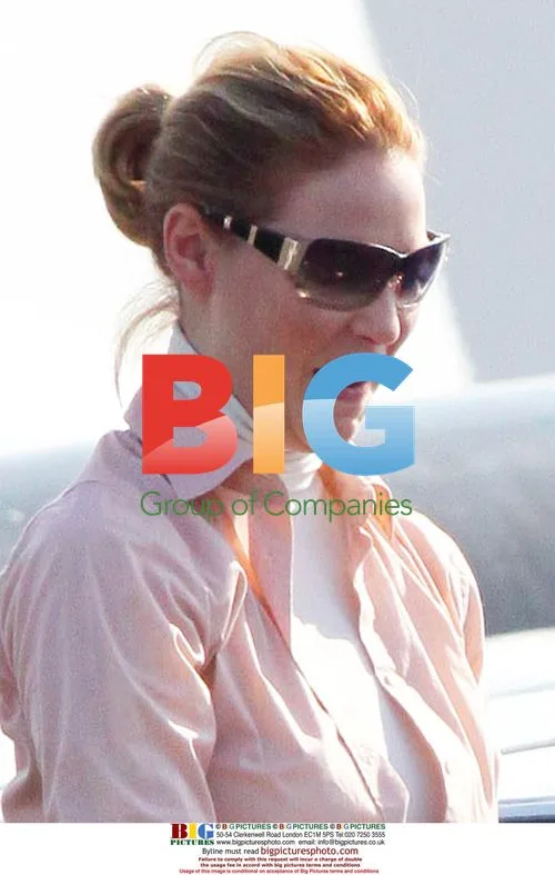 Katherine Heigl and Josh Kelley Depart in Private Jet