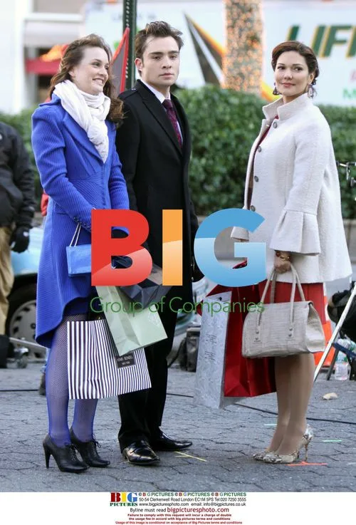 Leighton Meester, Ed Westwick and Laura Herring filming 'Gossip Girl'