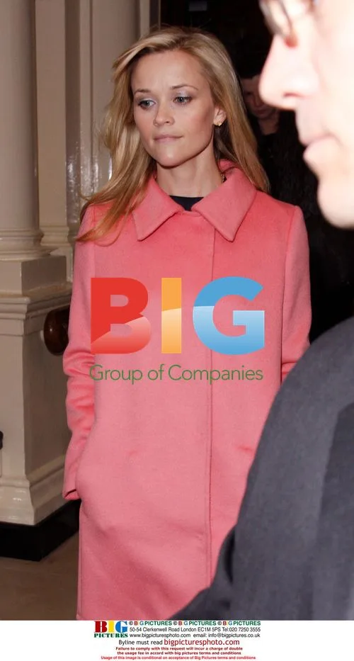 Reese Witherspoon Leaving London Hotel