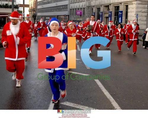 Thousands of Santas Gather in Liverpool
