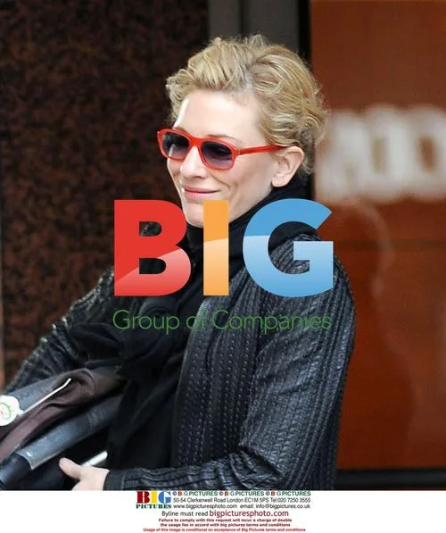 Cate Blanchett with kids in NYC