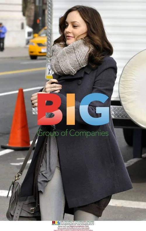 Leighton Meester on Gossip Girl Set
