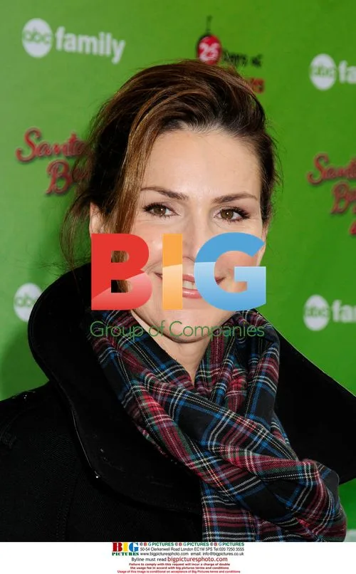 Peri Gilpin at ABC's Family's World Record Elf Party