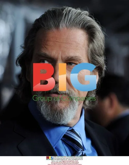 Jeff Bridges Attends "Crazy Heart" Premiere