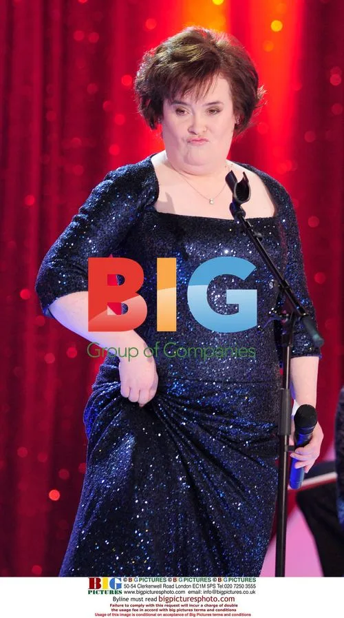 Susan Boyle performs on French TV show
