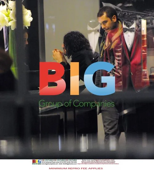 Russell Brand Shopping for Ring