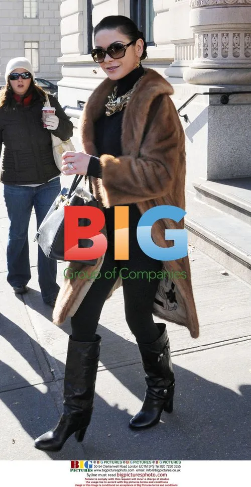 Catherine Zeta-Jones Leaves Apartment