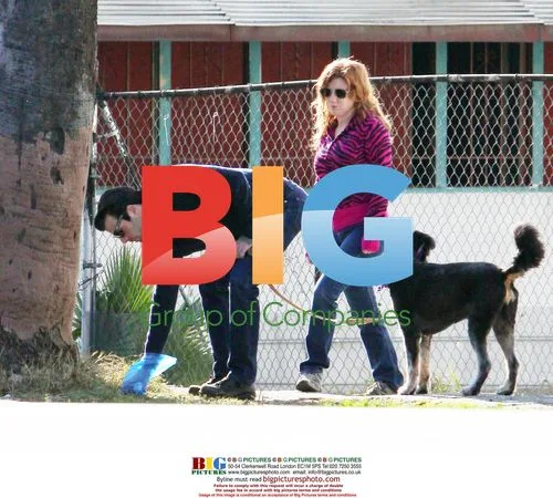 Zachary Quinto Picks Up After Dog
