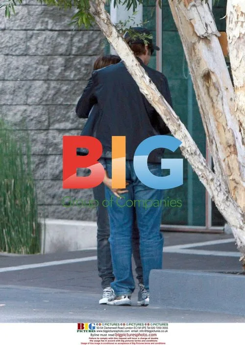 Penelope Cruz and Javier Bardem's Romantic Walk