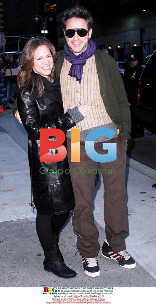 Robert Downey Jr. and wife visit 'The Late Show'