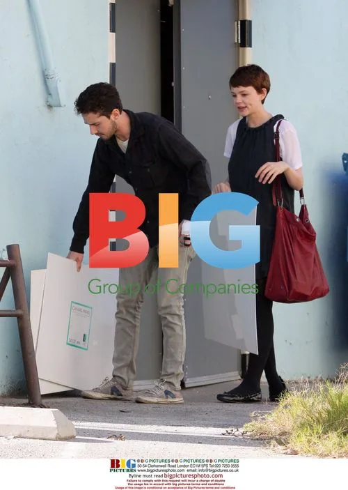 Shia LaBeouf and Carey Mulligan shopping