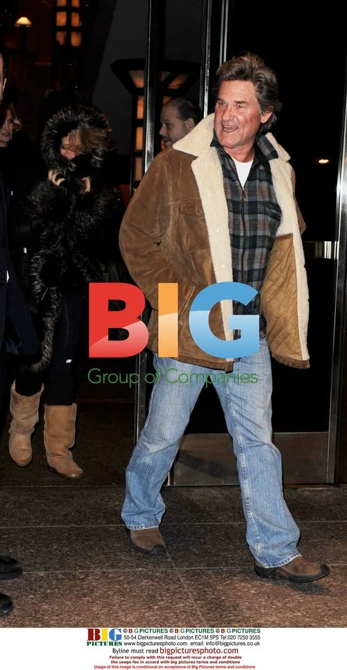 Kate Hudson, Kurt Russell and Goldie Hawn Dine in NYC
