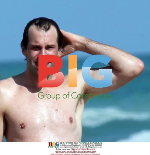 Greg Rusedski and family on Miami beach