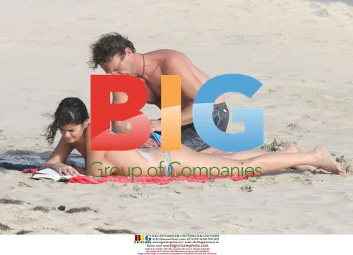 Shermine Shahrivar and Thomas Kretschmann on Caribbean Vacation
