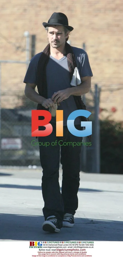 Colin Farrell Strolls Solo in LA