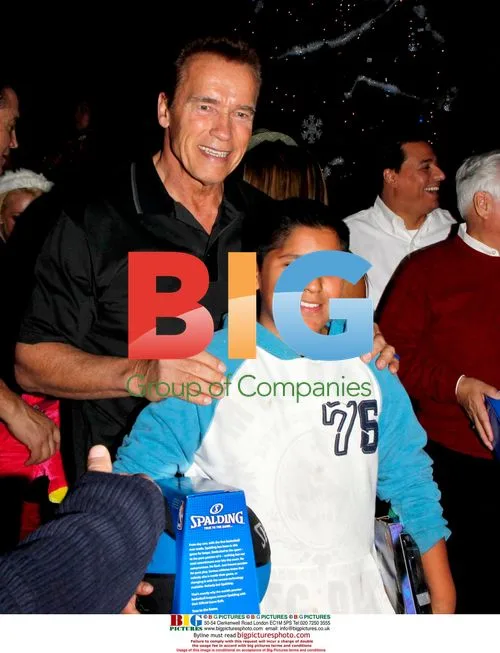 Arnold Schwarzenegger at Miracle on 1st Street
