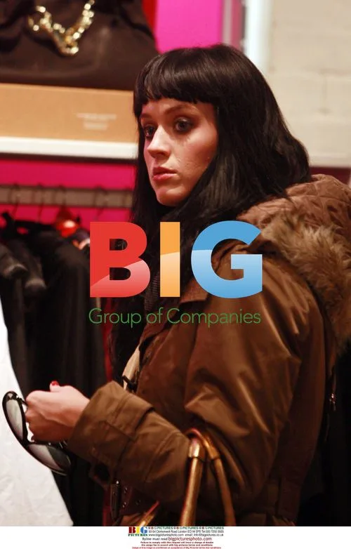 Russell Brand and Katy Perry shopping in London