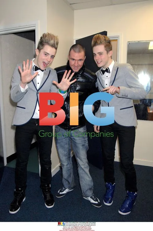 Jedward Twin Pop Stars Perform Live Gig