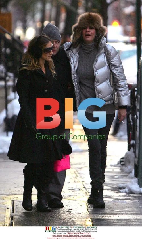 Sarah Jessica Parker, Matthew Broderick, Kristen Johnston spotted in NYC