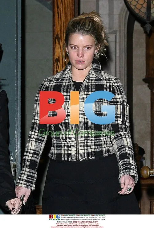 Jessica Simpson out in NYC