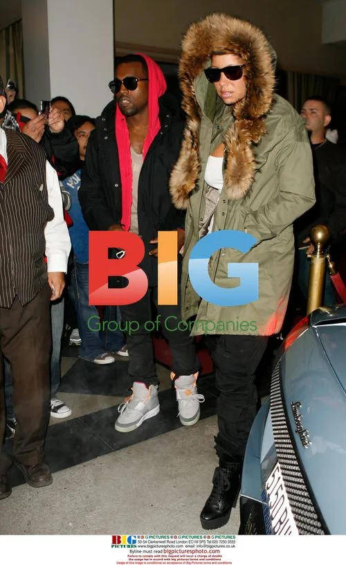 Kanye West and Amber Rose shopping in LA