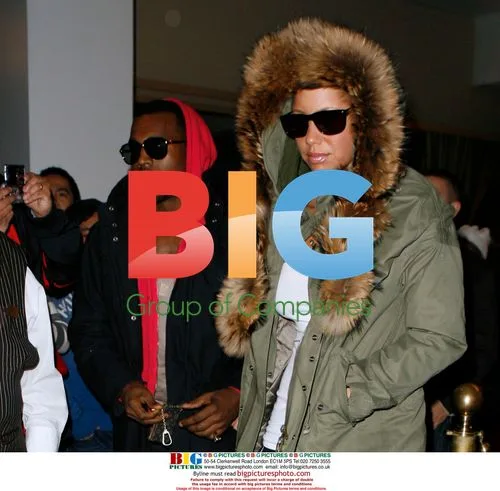 Kanye West and Amber Rose shop in LA