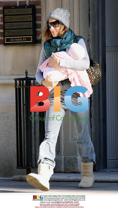 Sarah Jessica Parker with Twins in NYC