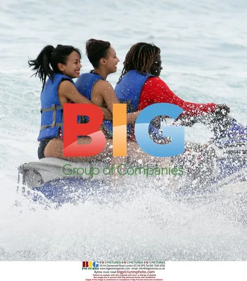 Sugababes Enjoy Caribbean Vacation