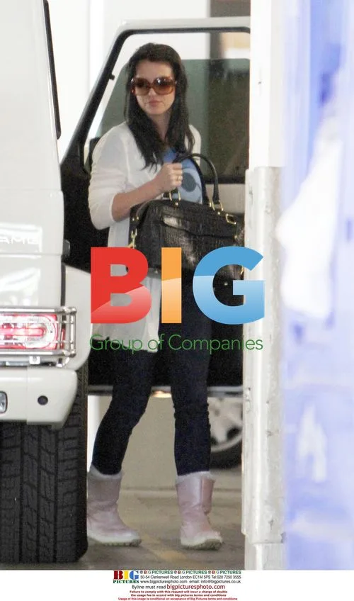 Britney Spears arrives at Mondrian Hotel