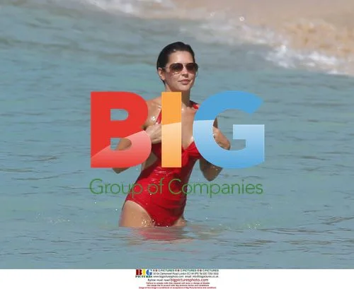Gary Lineker and Danielle Bux at the beach in Barbados