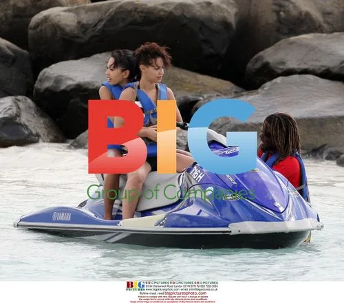 Sugababes on Caribbean Vacation
