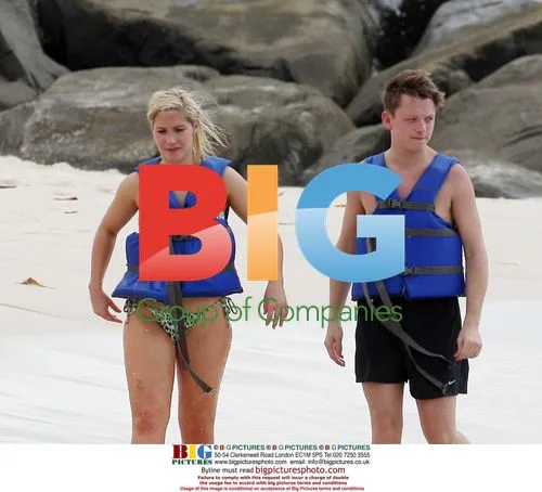 Sugababes on Caribbean Vacation