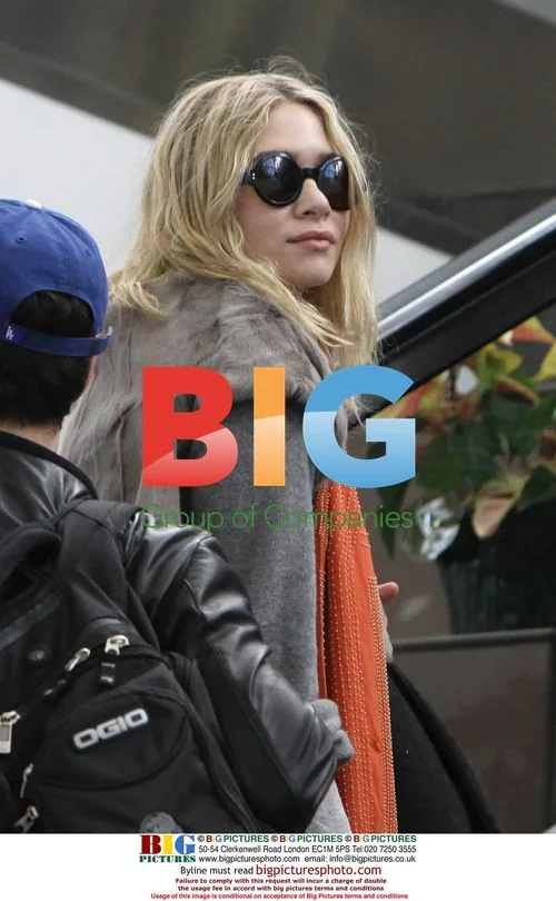 Ashley Olsen and boyfriend with Eva Mendes and boyfriend