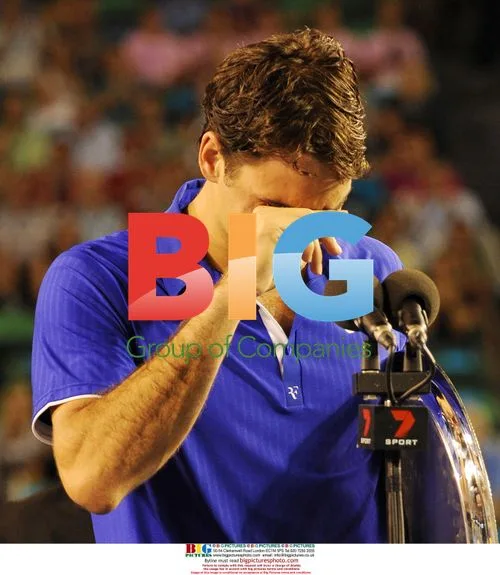 Federer overcome with emotion after Australian Open loss