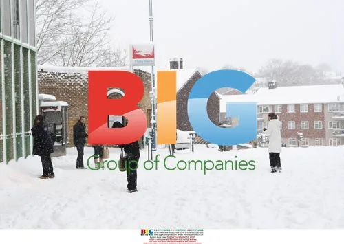 Heavy Snow Causes Travel Disruptions in London