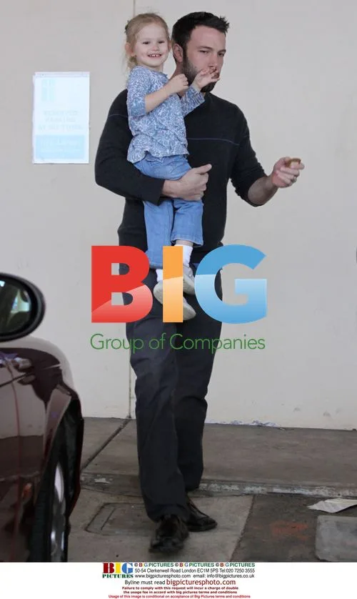 Ben Affleck and Jennifer Garner Drop Off Daughter Violet