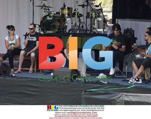 Delta Goodrem and Brian McFadden soundcheck in Perth