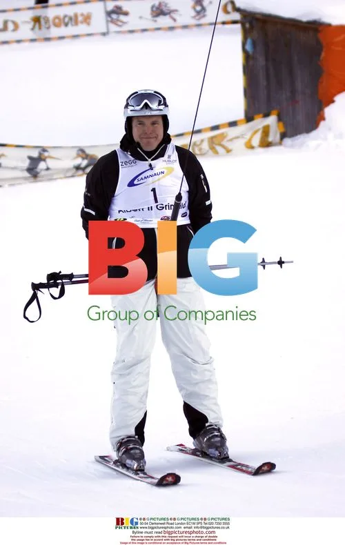 Prince Albert II skis at World Stars event