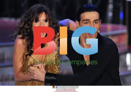 Top model Carol Alt dances on Italian TV