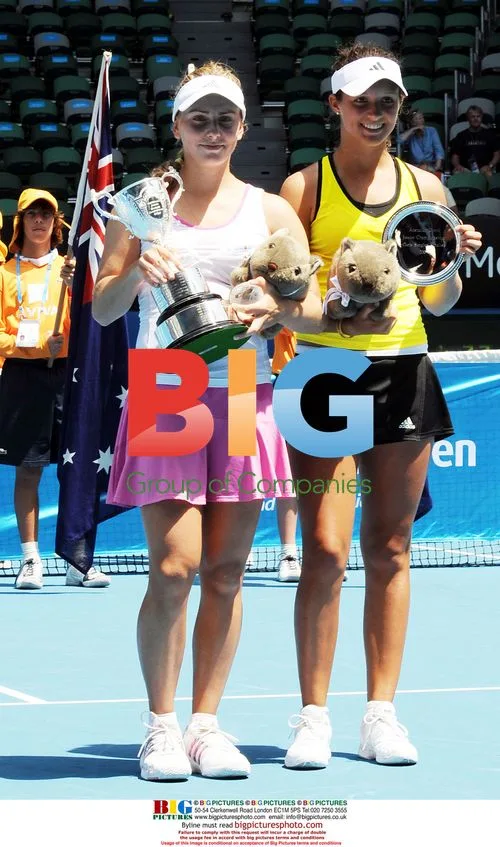 Laura Robson Loses Australian Open Final