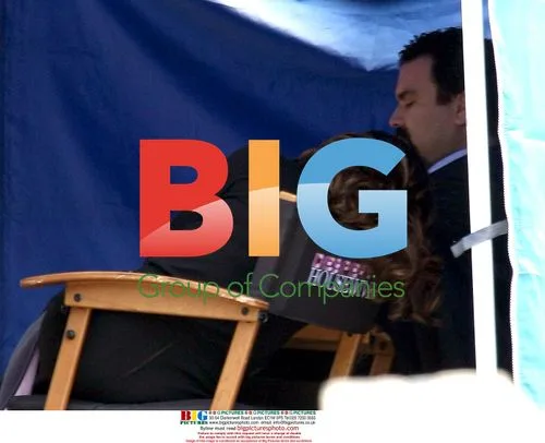 Eva Longoria and Ricardo Chavira filming Desperate Housewives