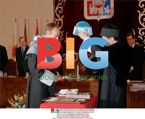 Infanta Margarita and Carlos Zurita receive Honoris Causa
