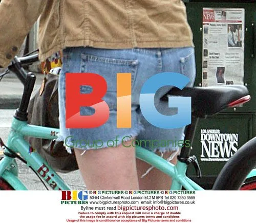 Billy Zane rides bike with girlfriend