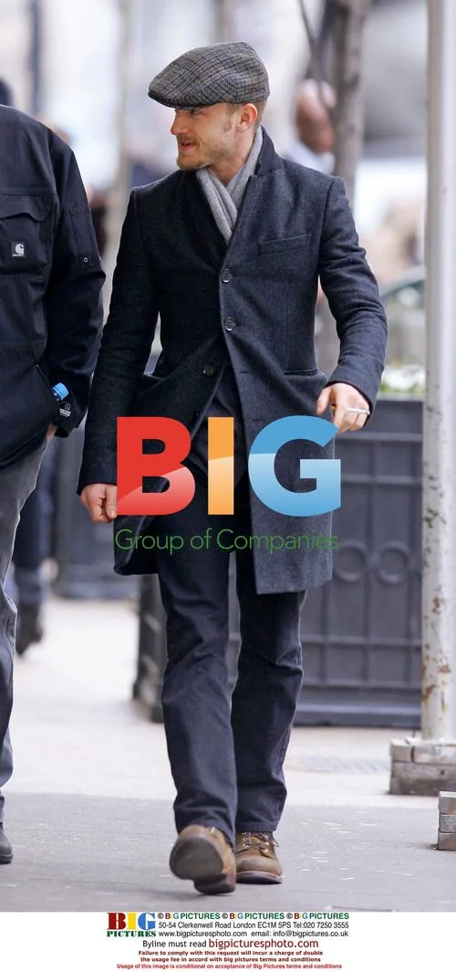 Ben Foster strolls through Soho, NYC