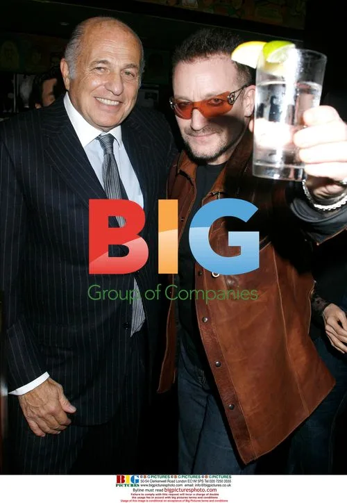 Bono and Doug Morris at UMG Dinner