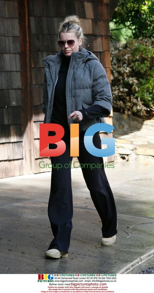 Rebecca Romijn attends yoga class in Calabasas