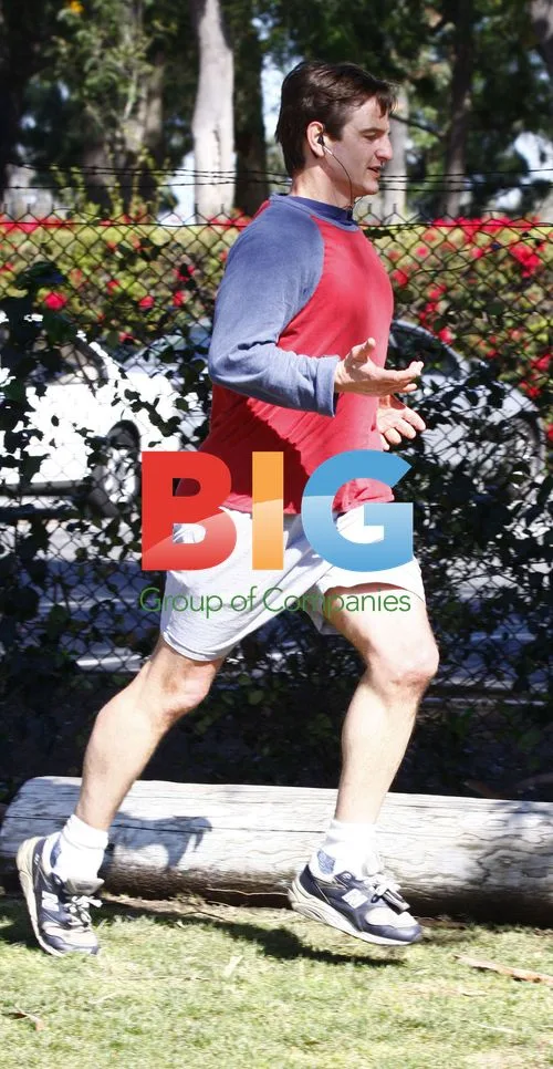 William Mapother Goes for a Run